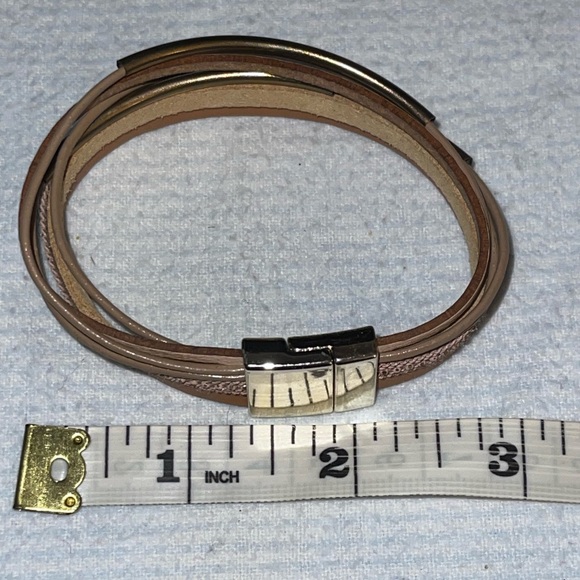 Kellie Leather Wrap Bracelet - Picture 2 of 4